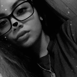 Meet your Posher, Angie